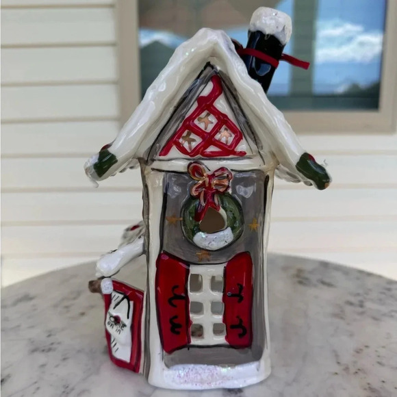 Blue Sky Clayworks Blitzen’s House of Pancakes
NWT - Picture 2 of 3